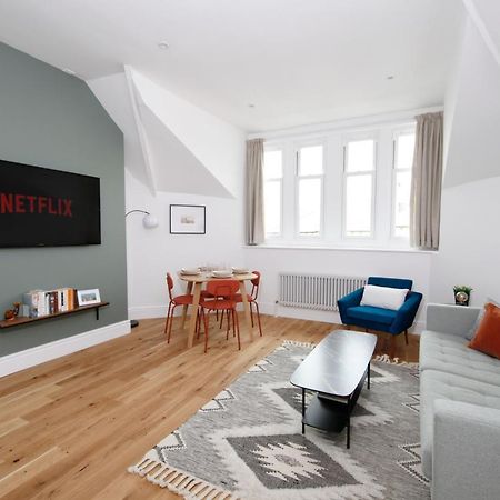 The Artist'S House Apartment Scarborough Bagian luar foto